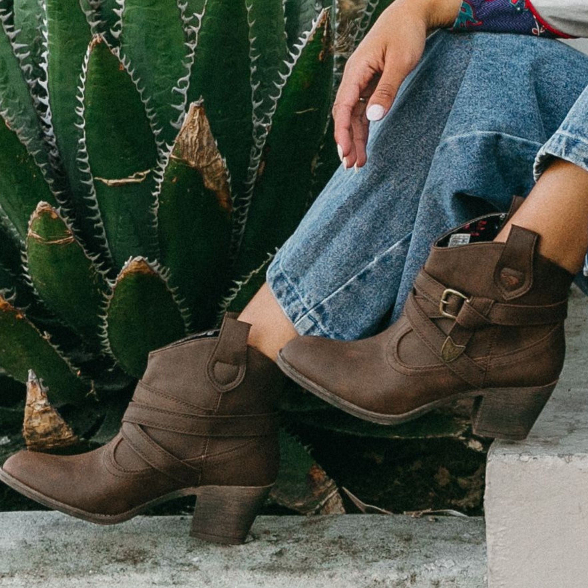 Dark brown shop western boots